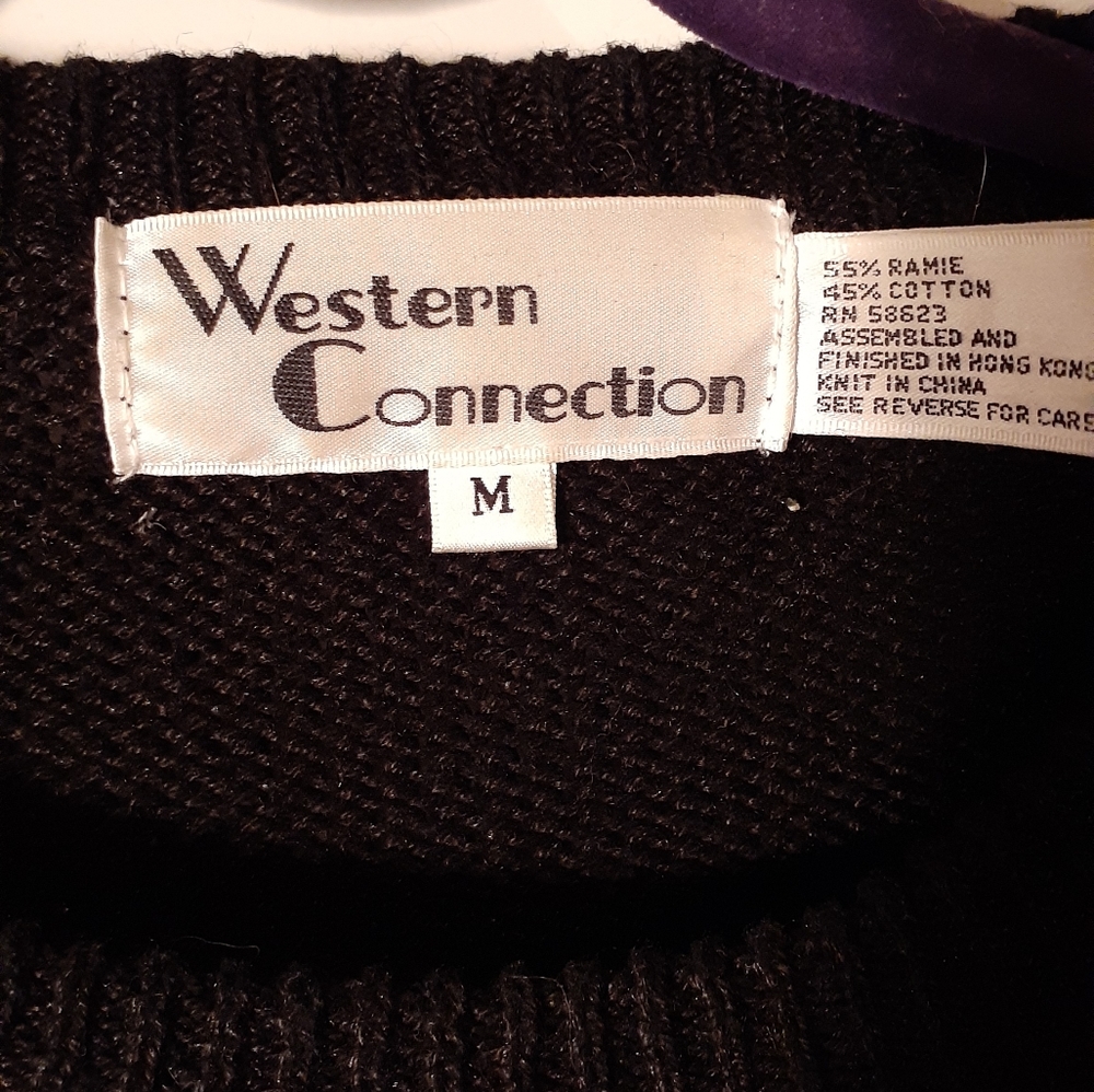 Ladies sweater - Picture 2 of 6